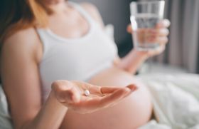 Exposition prénatale aux antipsychotiques, ne pas (trop) s’inquiéter